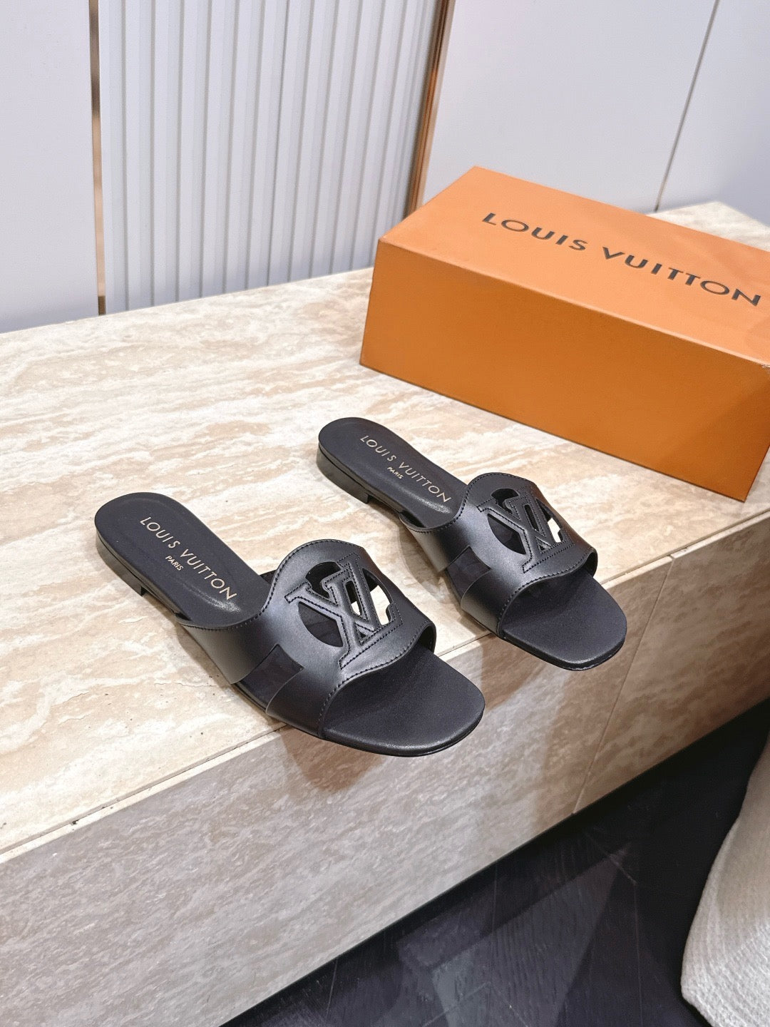 Isola Flat Mules