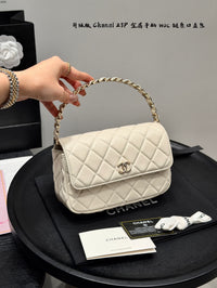 23P Top Handle Wallet On Chain