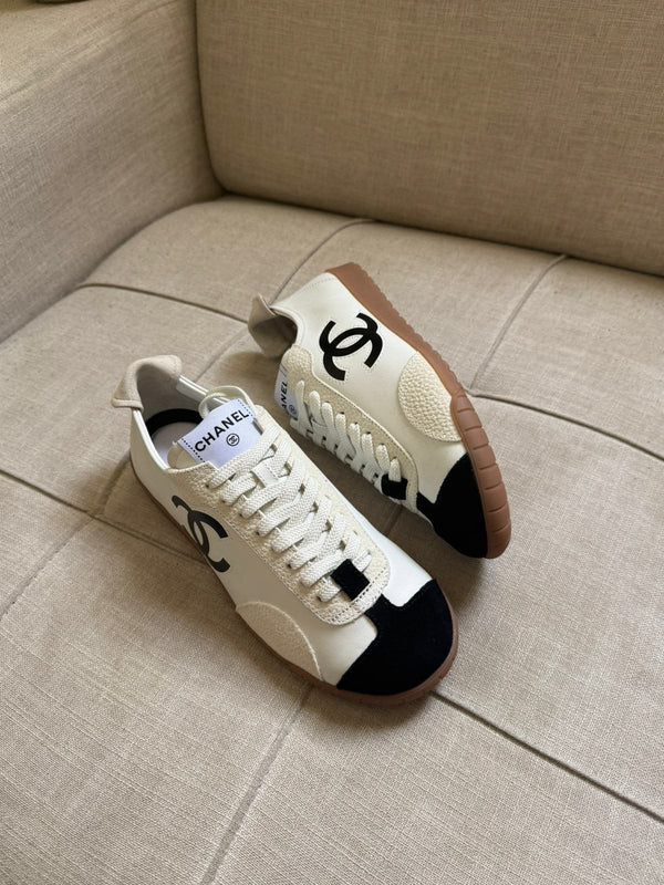 Low-Top Sneakers