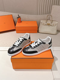 Boomerang Sneakers