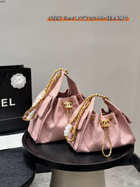 25 Hobo Bag Grained Calfskin
