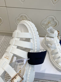 Monolith Fisherman Sandals