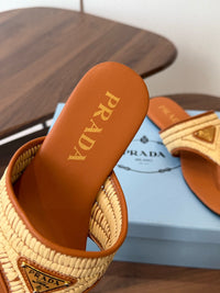 26S Leather Thong Sandals