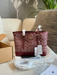 Mollie Tote 25