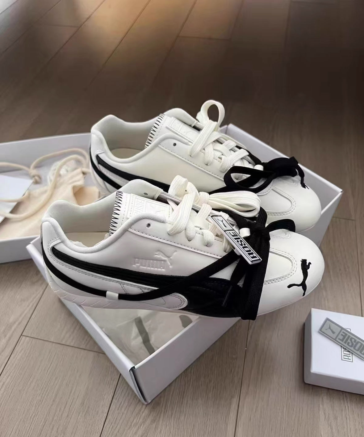 PM x ROSÉ Speedcat Premium Sneakers