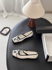 26C Mary Janes