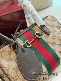 Borsetto Medium Boston Bag