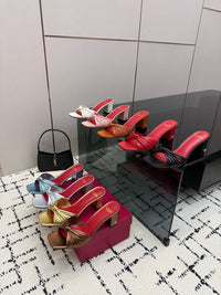 26S Garavani Annet Mules