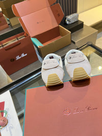 Fast Walk Sneakers