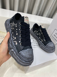Peterson 23 Embellished Low-Top Trainers
