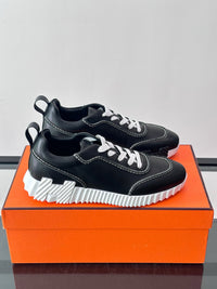 Next Sneakers