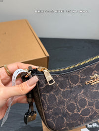 Teri Shoulder Bag