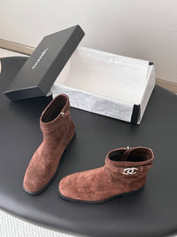 26K Suede Boots