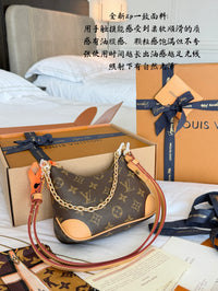 Liv Pochette Bag