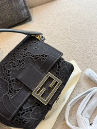 Mamma Baguette Bag