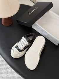 26B Logo Sneakers