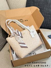 Fiona 24 Bag