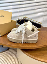 Lowmel Sneakers