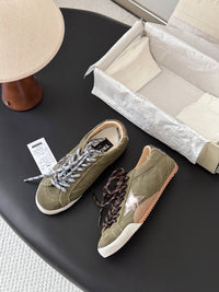 26S True Star Sneakers
