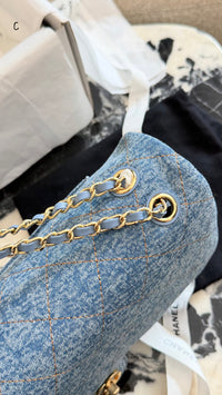 26S Maxi Flap Bag