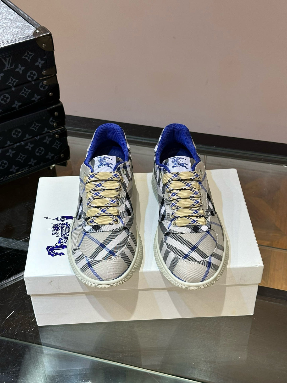 Vintage Check Sneakers