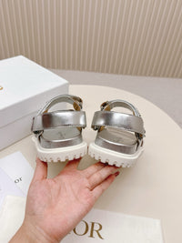 Dioract Sandals