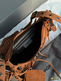Le Cagole Shoulder Bag