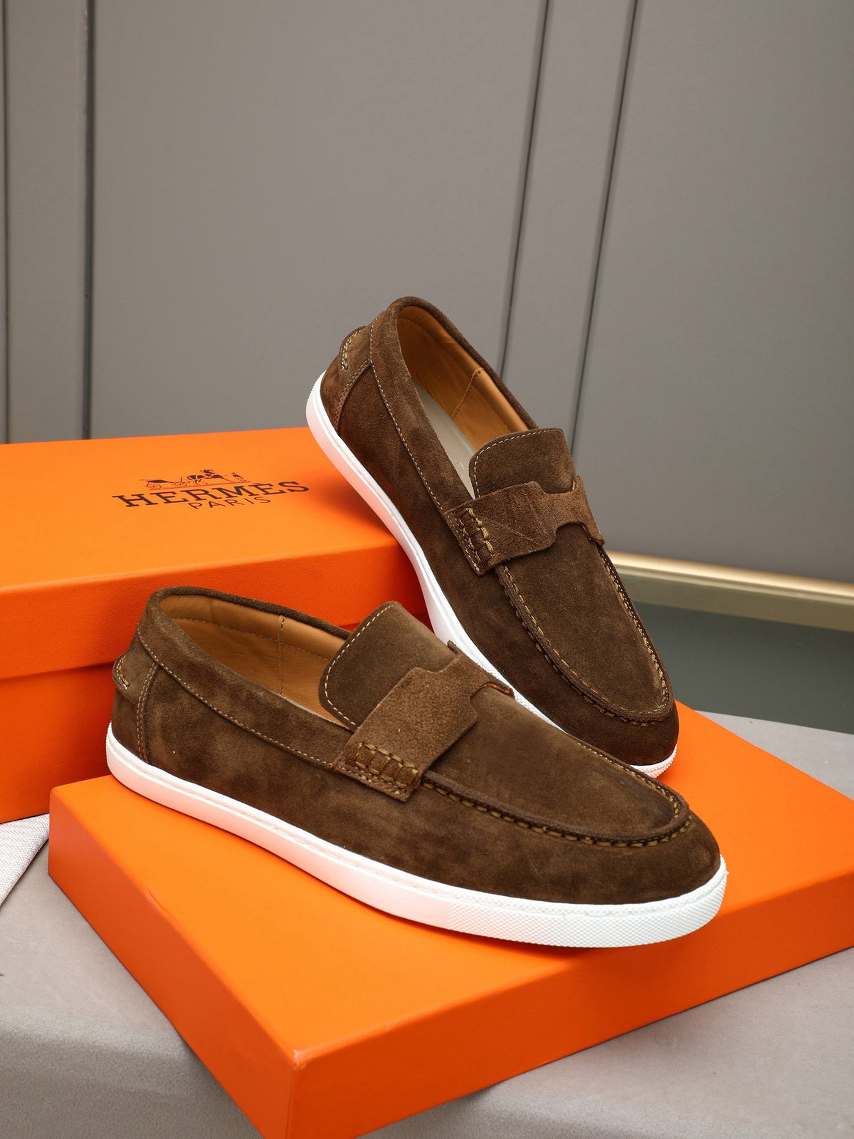 Noe Loafers