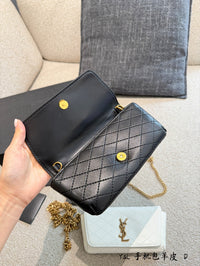 Gaby Pouch