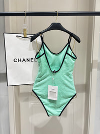 Logo One Piece Set