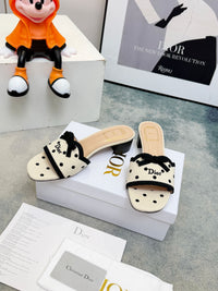 Dway Heeled Slides