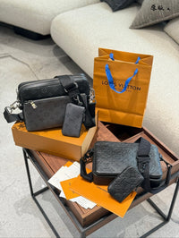 Trio Messenger Bag