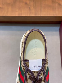 Ace Supreme Sneakers