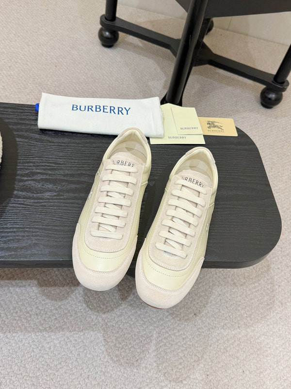 Knight Runner Sneakers
