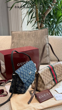 Madison Shoulder Bag