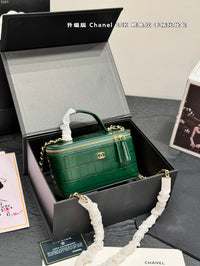 Top Handle Vanity Case