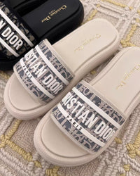 Dway Oblique Embroidered Slide