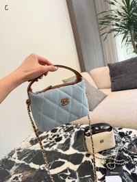 25A Vanity Bag