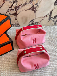 Bride-à-Brac Vanity Case
