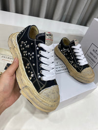 Peterson 23 Embellished Low-Top Trainers