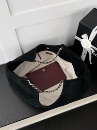 26C Suede Shopping Tote