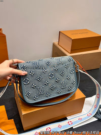 Diane Monogram Denim Bleu
