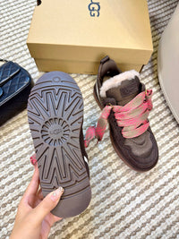 Lowmel Sneakers