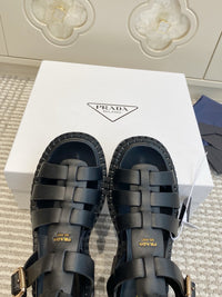 Monolith Fisherman Sandals