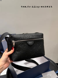 Rider Zipped Messenger Bag