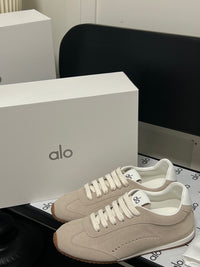 Yoga Sunset Sneakers
