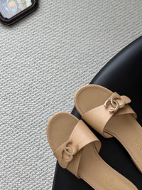 26B Leather Sandals