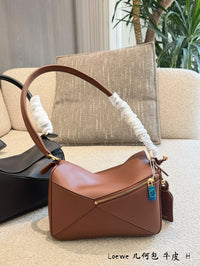 Medium Leather Shoulder Bag