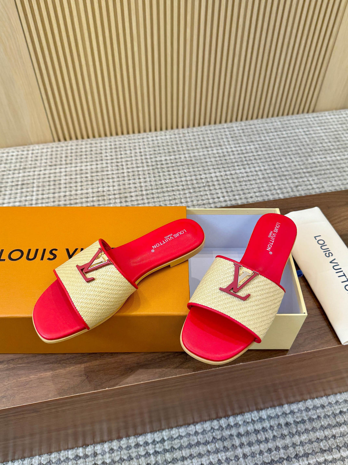 Capri Flat Mules
