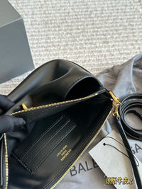 Rodeo Sling Pochette